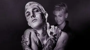Задник до фильму"Aaron Carter: The Little Prince of Pop" #358924