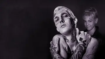 Задник до фильму"Aaron Carter: The Little Prince of Pop" #358925