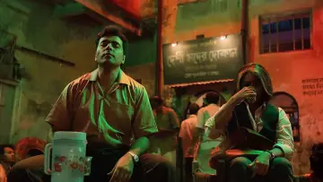 Задник до фильму"শ্রীস্বপনকুমারের বাদামী হায়নার কবলে" #763321