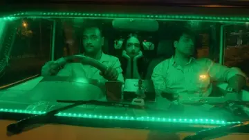 Задник до фильму"শ্রীস্বপনকুমারের বাদামী হায়নার কবলে" #763325