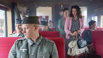 Задник до фильму"Escape from Germany" #639933