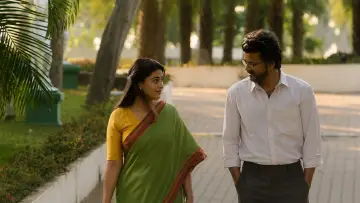 Задник до фильму"த கிரேட்டஸ்ட் ஆஃப் ஆல் டைம்" #896658