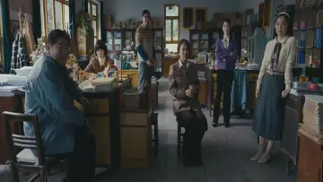 Задник до фильму"朱同在三年级丢失了超能力" #706889