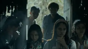 Задник до фильму"Pamali: Dusun Pocong" #1029845
