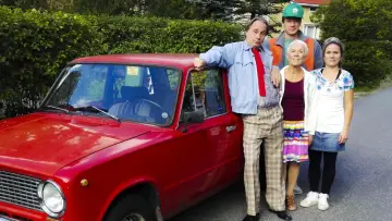 Kyllä isä osaa постер