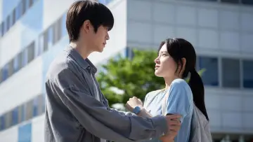 Задник до фільму "6시간 후 너는 죽는다" #585126