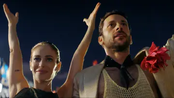 Задник до фильму"כן" #532940