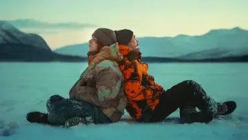 Задник до фильму"Sukkwan Island" #661173