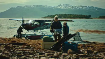 Задник до фильму"Sukkwan Island" #661176