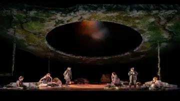 Задник до фильму"Royal Opera House 2023/24: Rusalka" #198025