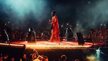 Задник до фильму"Apple Music Live: Burna Boy" #458350