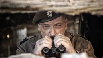 Задник до фильму"La Bataille de Gaulle : J’écris ton nom" #837159