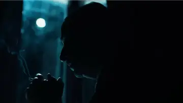 Задник до фильму"La Bataille De Gaulle, film 1 : L