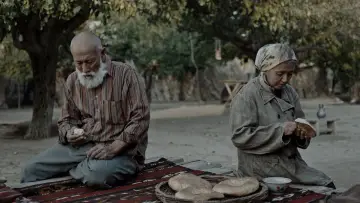 Задник до фильму"Yakshanba" #1158031