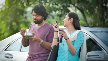 Задник до фильму"ಸಪ್ತ ಸಾಗರದಾಚೆ ಎಲ್ಲೊ - ಸೈಡ್ ಎ" #457395