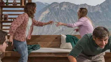 Задник до фільму "Piatră Foarfecă Hârtie" #1746862