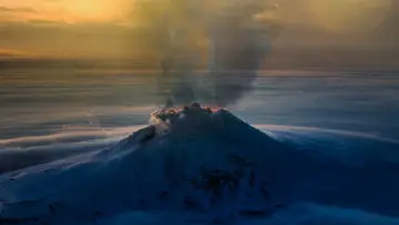 Задник до фільму "Explorer: Lake of Fire" #1691652