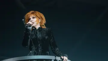 Задник до фільму "Mylène Farmer : Nevermore - Le film" #1781948