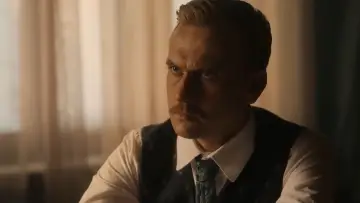 Задник до фильму"Atatürk 1881 - 1919" #438343