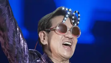 Задник до фильму"Super Best Live 2023 ULTRASEVEN-T" #491058