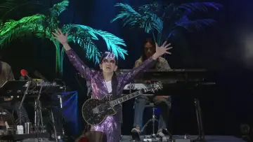 Задник до фильму"Super Best Live 2023 ULTRASEVEN-T" #491062