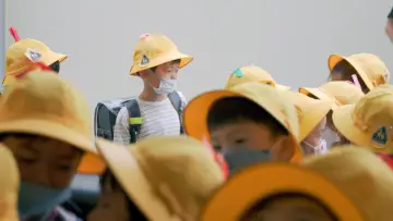 Задник до фильму"小学校～それは小さな社会～" #416341
