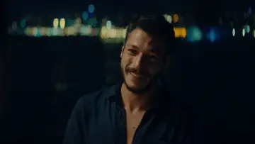 Задник до фильму"İstanbul Üçlemesi: Muhabbet" #458607