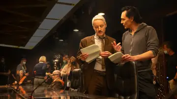 Задник до фильму"Marvel Studios Assembled: The Making of Loki Season 2" #392077