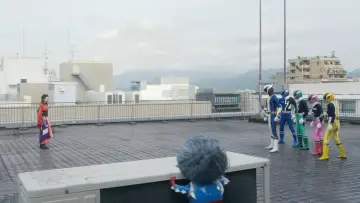 Задник до фильму"特捜戦隊デカレンジャー20th ファイヤーボール・ブースター" #1113800