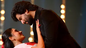 Задник до фильму"స‌రిపోదా శ‌నివారం" #897045