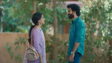 Задник до фильму"ഇത്തിരി നേരം" #693250