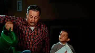 Ci hai rotto papà постер