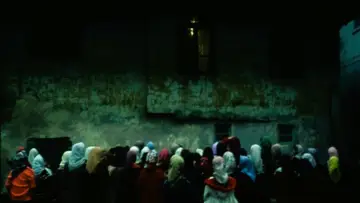 Задник до фільму "همسرایان" #1351019