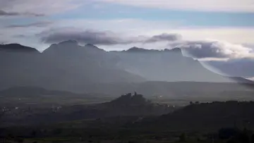 Задник до фільму "Rioja, la tierra de los mil vinos" #1644379