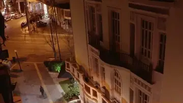 Задник до фільму "Νέα ήπειρος" #369090