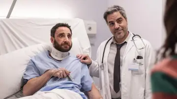 Cuerpo escombro постер