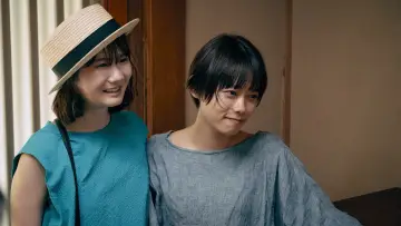 Задник до фильму"52ヘルツのクジラたち" #444065