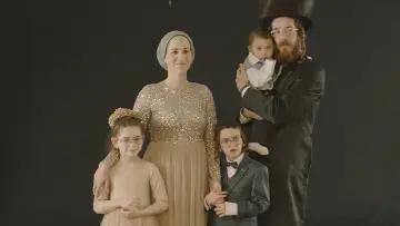 Задник до фільму "פינק ליידי" #982718