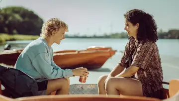 Задник до фильму"Skiff" #534721