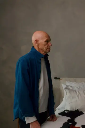 Постер до фильму"Two Strangers Trying Not to Kill Each Other" #369626