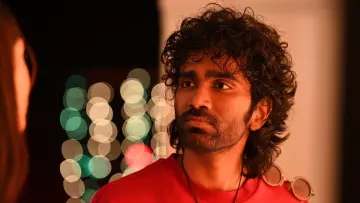 Задник до фільму "லவ் இன்சூரன்ஸ் கம்பெனி" #829250