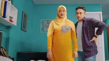 Задник до фільму "Bu Tejo Sowan Jakarta" #489818
