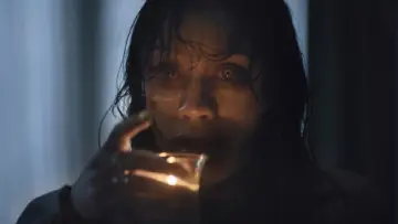 Задник до фильму"Evil Dead Burn" #827712