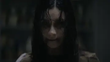 Задник до фильму"Evil Dead Burn" #827723