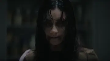 Задник до фильму"Evil Dead Burn" #827726