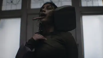 Задник до фильму"Evil Dead Burn" #909471