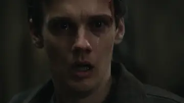 Задник до фильму"Evil Dead Burn" #925040