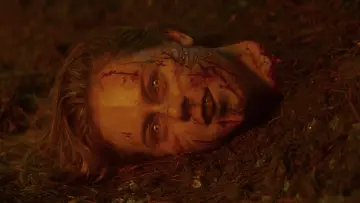 Задник до фильму"Evil Dead Burn" #952137