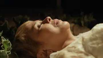 Задник до фильму"Примарне світло" #479489
