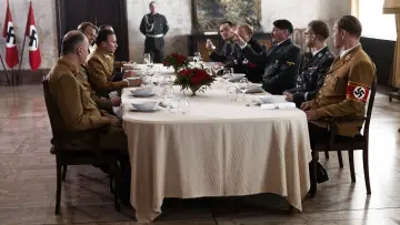 Задник до фільму "Führer und Verführer" #594839